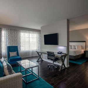 Grand King Suite